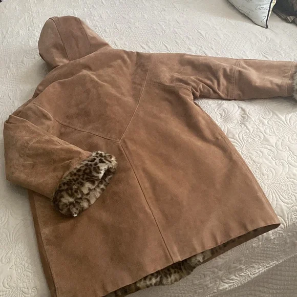 Women’s J Percy For Marvin Richards Reversible Leather/Faux Animal Print Coat - Picture 4 of 10